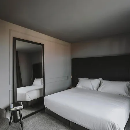 El Moderne Szálloda