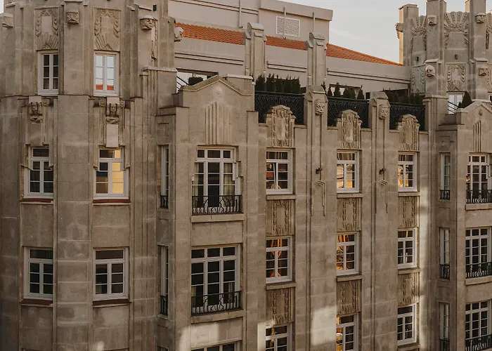 El Moderne Szálloda 4*