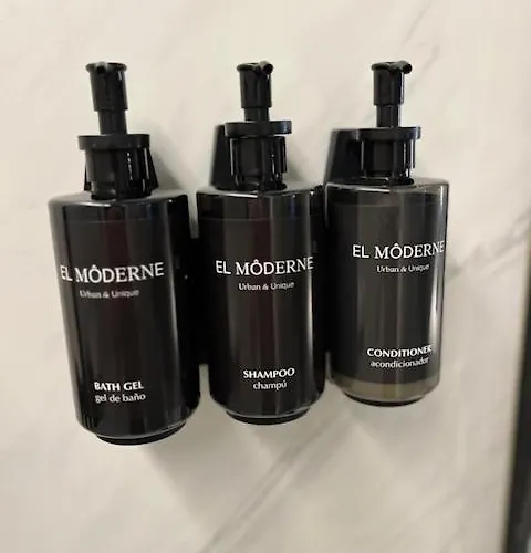 El Moderne Szálloda