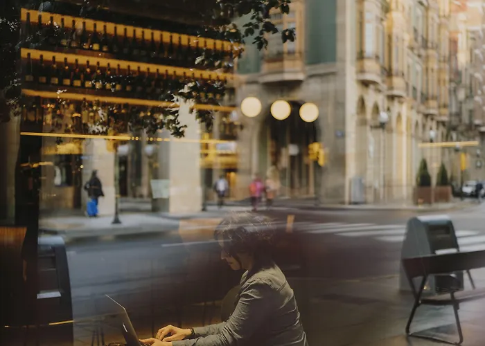 El Moderne Szálloda