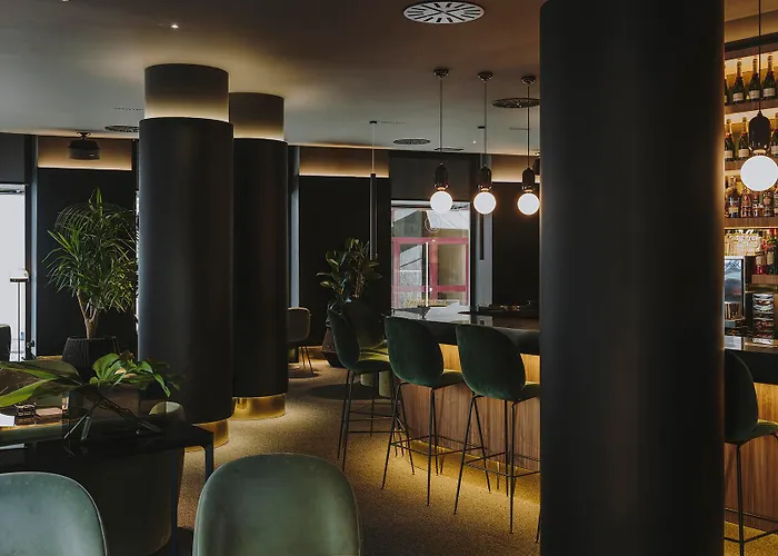 Готель El Moderne 4*