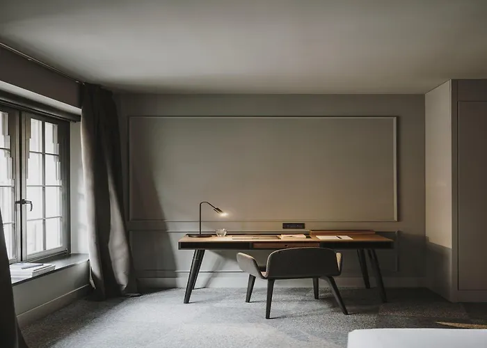 Готель El Moderne 4*