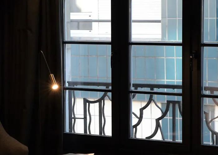 El Moderne Готель 4*